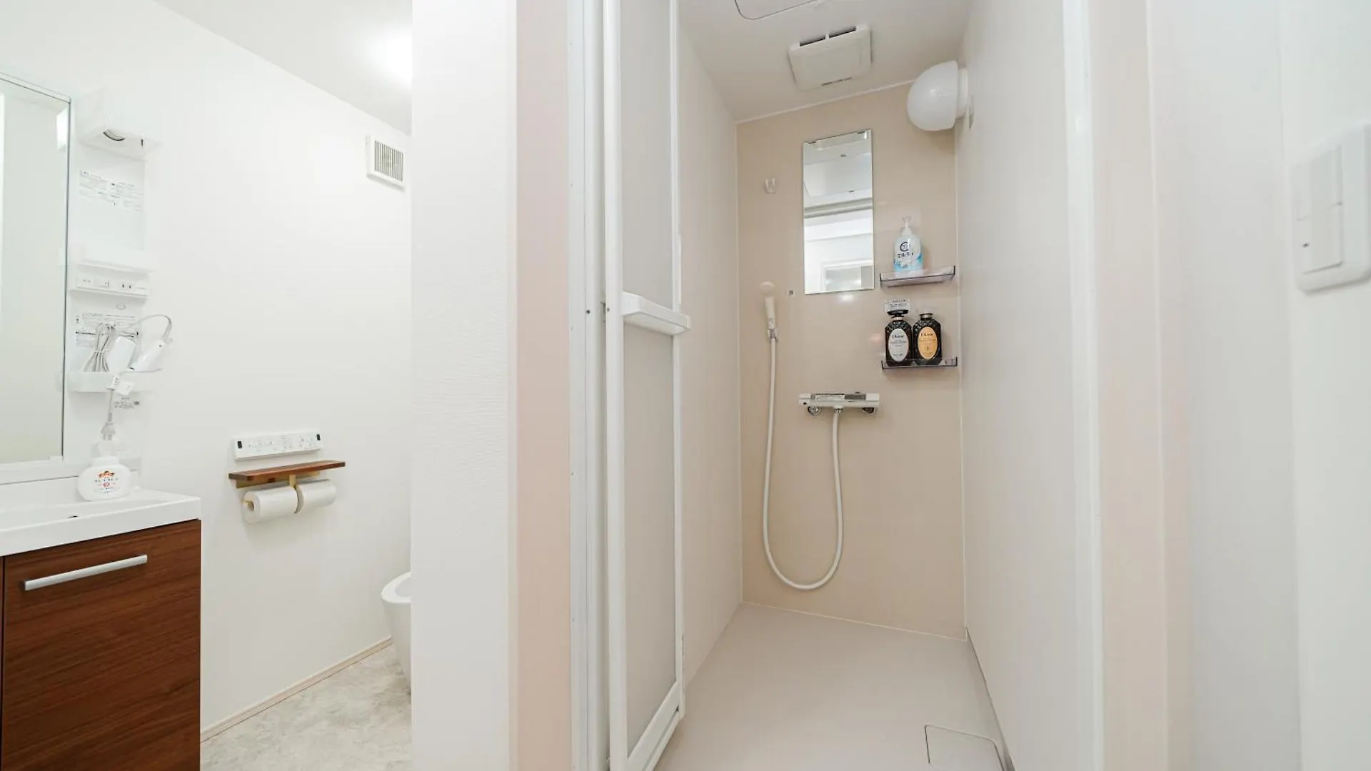Apartment Momo-Stay Ikebukuro Tokyo